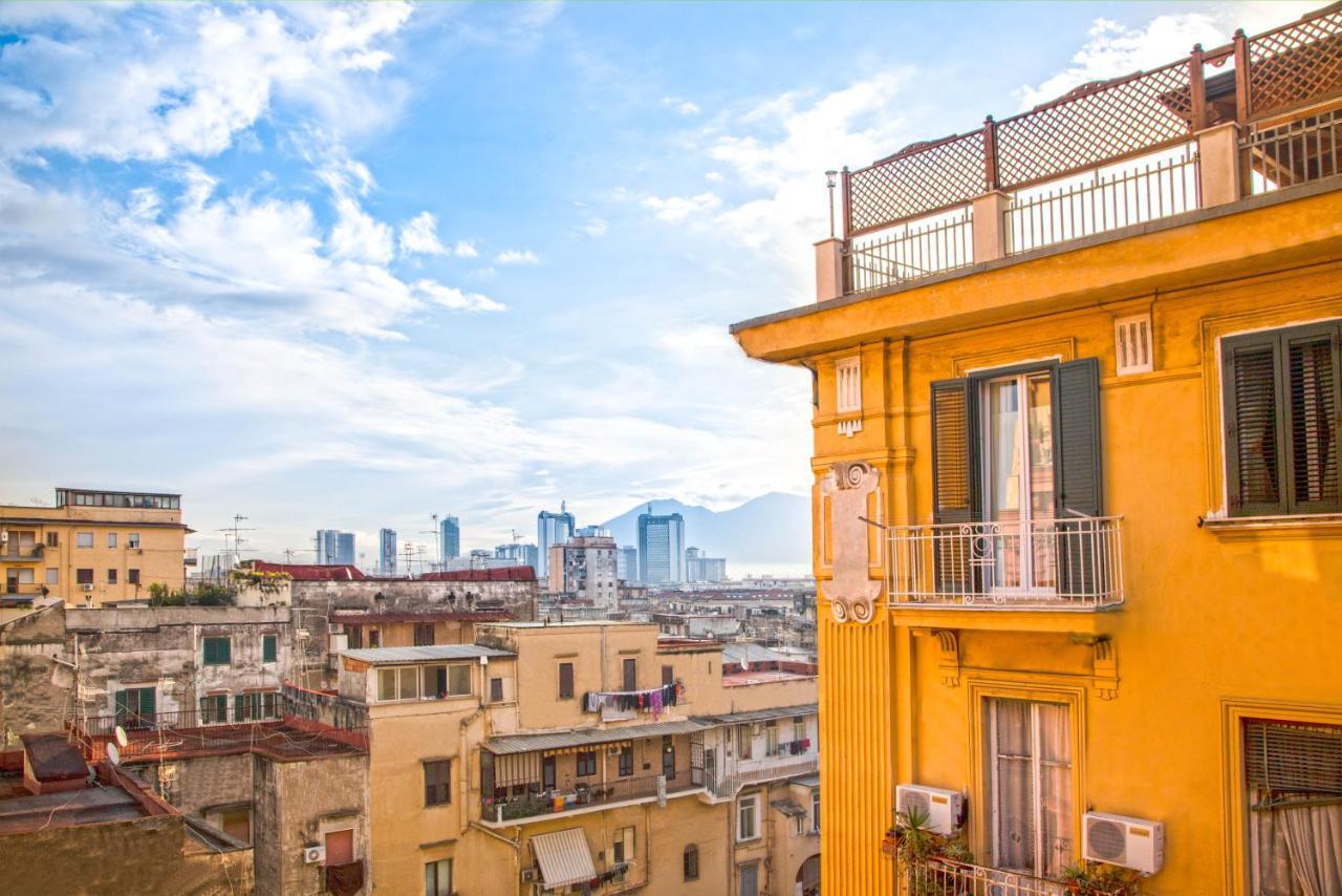 Ferdinando Arthouse Oversized Modern Apartment - By Gocce Team Naples Luaran gambar